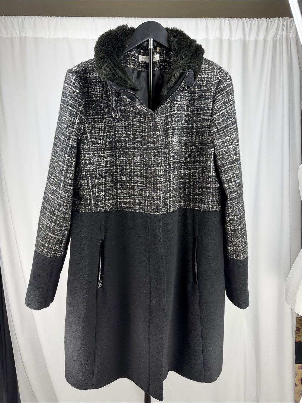 Via Spiga XL Wool Blend Tweed Faux Fur Collar Coat